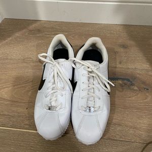 black and white womens nike cortez sneakers